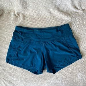Speed up lululemon mid rise short